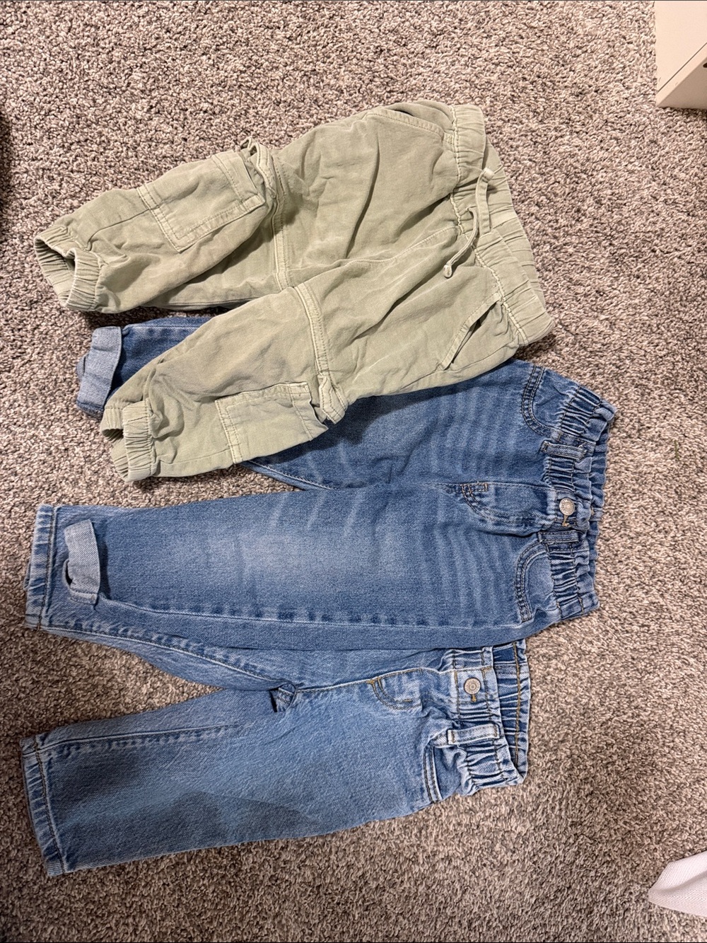 3 pairs of 18month jeans